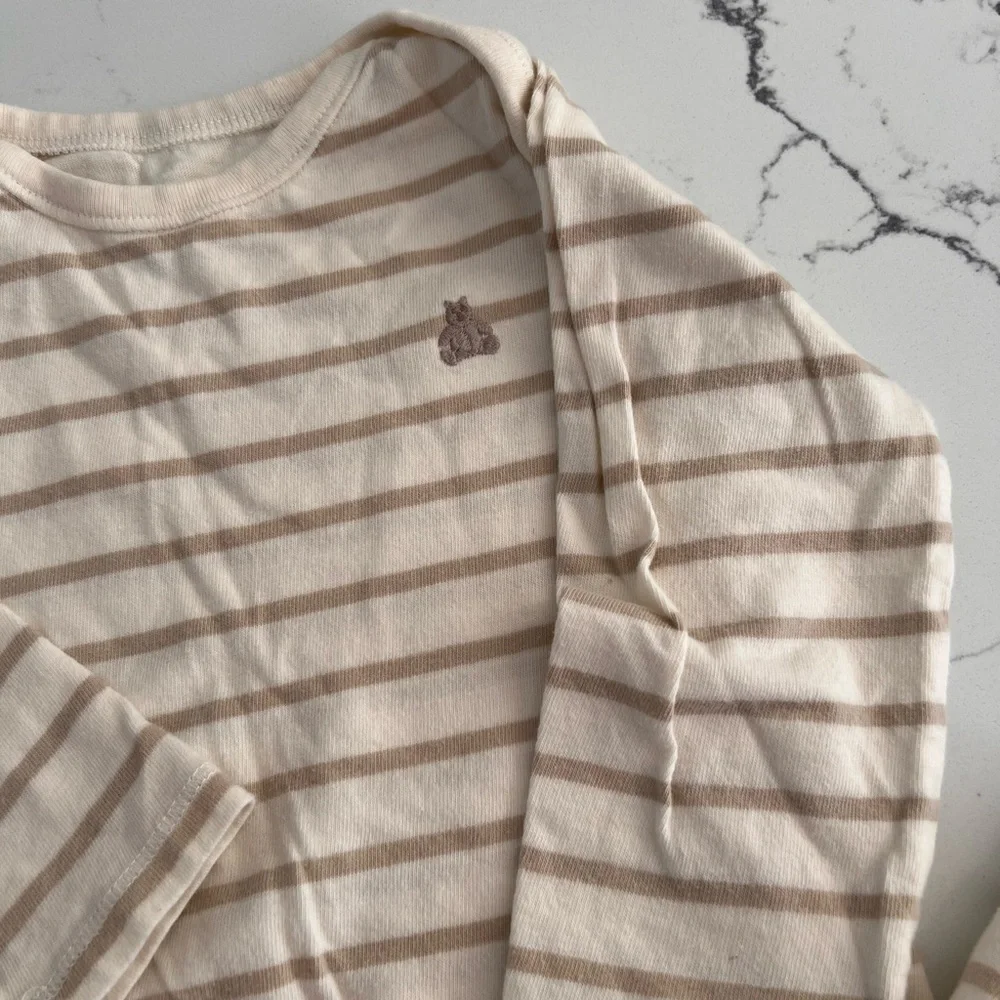 Baby Gap First Favorites Striped Set - Picture 2 of 4